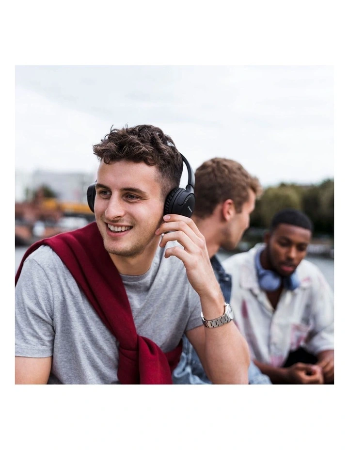 PIONEER S3 Black Wireless On Ear Headphone With Microphone - Image 4